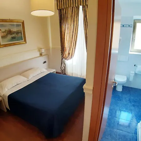 Ξενοδοχείο Mariano 3*